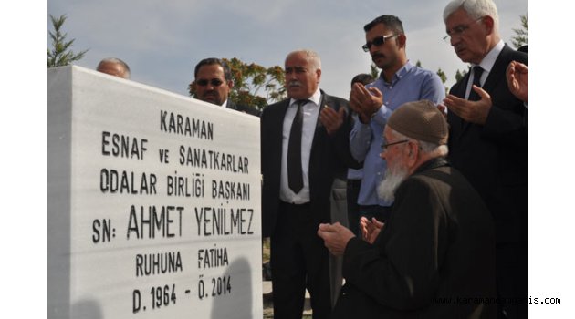 KABRİ BAŞINDA ANILDI
