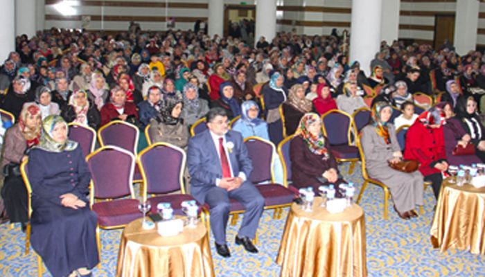 Kadınlara Kutlu Doğum Konferansı