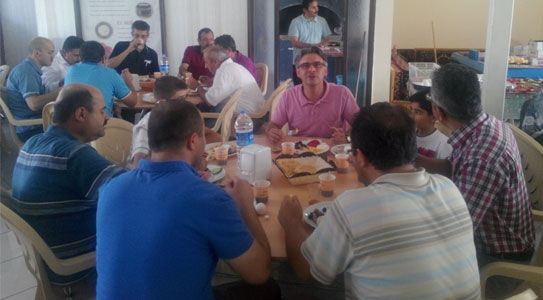 Kahvaltıda Buluştular