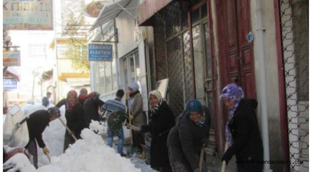 KAR TEMİZLEME İŞİNE KADIN ELİ DEĞDİ !