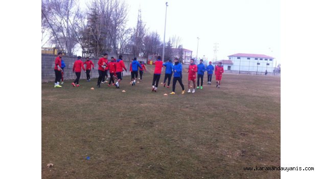 KARAMAN BELEDİYESPOR, EREĞLİSPOR MAÇI HAZIRLIKLARINI SÜRDÜRÜYOR