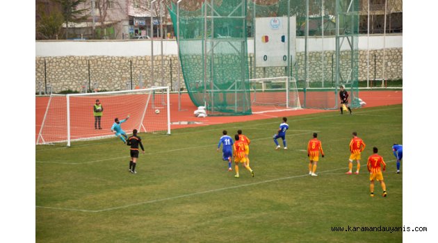 KARAMAN BELEDİYESPOR KENDİ EVİNDE YENİLDİ