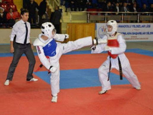 Karaman’da Sahne Alacak