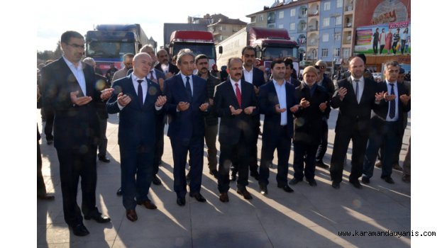 KARAMAN'DAN SURİYELİLERE 3 TIR YARDIM