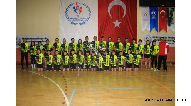KARAMANLI BİSİKLETÇİLER, ŞAMPİYONLUK GELENEĞİNİ BOZMADI