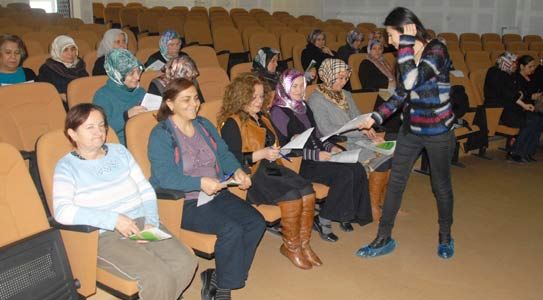Karamanlı Hanımlar Afete Karşı Bilgilendiriliyor