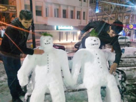 “kar’dan Sevgililer”