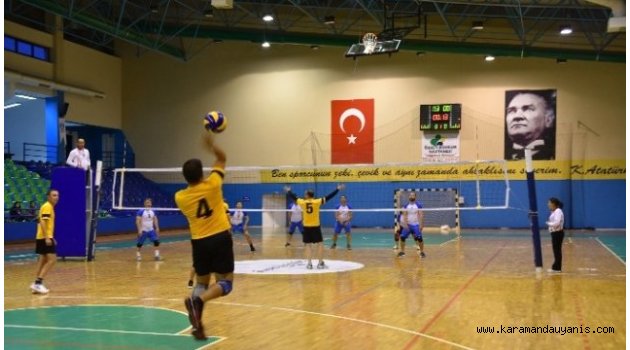 KAZIMKARABEKİR’DE VOLEYBOL HEYECANI