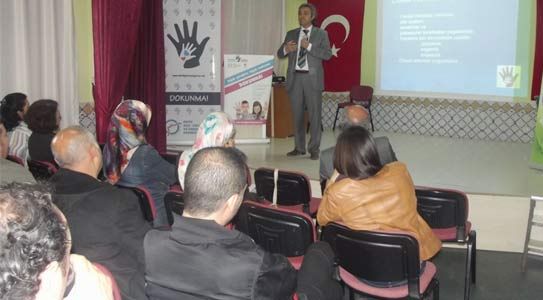 “kimliğimi Öğreniyorum, Kendimi Koruyorum”