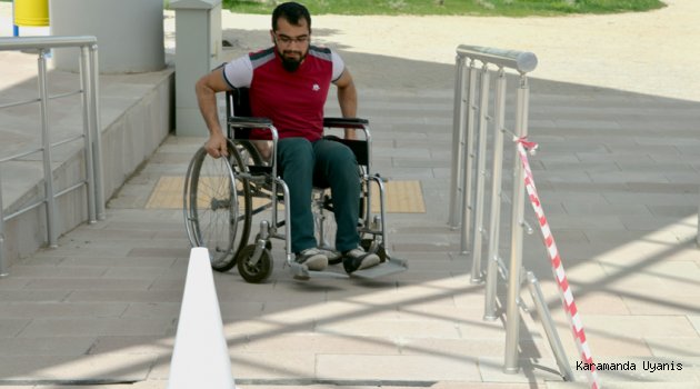 KMÜ’DE ENGELLİLERLE EMPATİ PARKURU