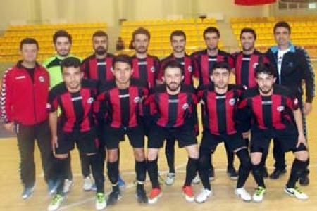 Kmü Futsal Takımı Şampiyon Oldu