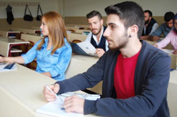 Kmü’de Fransızca Kursu Açılıyor