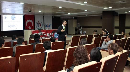Kmü’de Hakan Uysal İle Cumhuriyet Söyleşisi