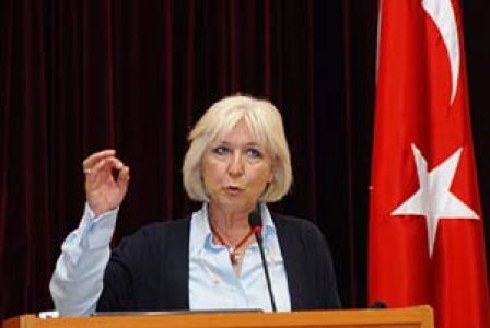 Konferansı Ertelendi