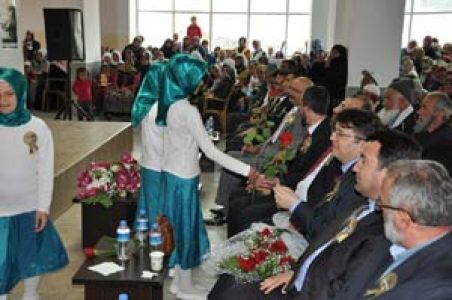 Kutlu Doğum Coşkusu