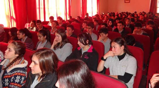 Lise'de Kanser Semineri