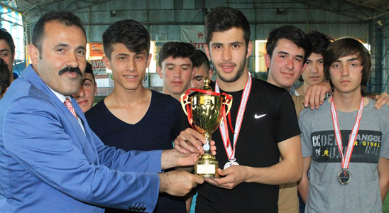 Liseler Arası Nike Halı Saha Ligi Sona Erdi