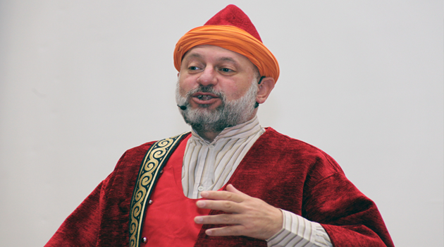 MEDDAH YUSUF DURU KMÜ’DE SAHNE ALDI