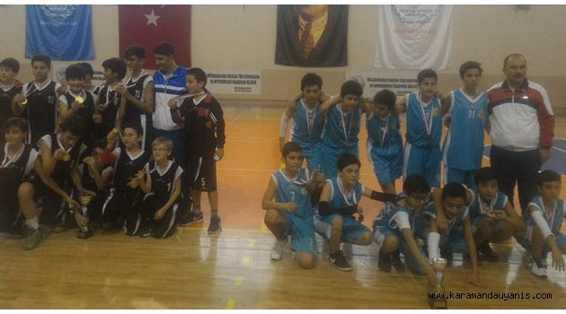 MİNİK BASKETBOLCULAR ÖDÜLLENDİRİLDİ