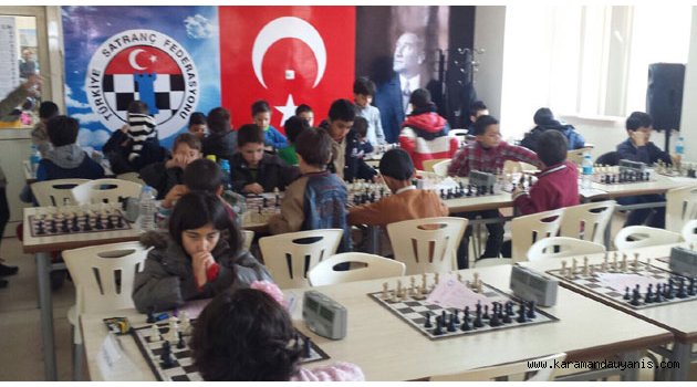 MİNİK ELLERDEN BÜYÜK HAMLELER