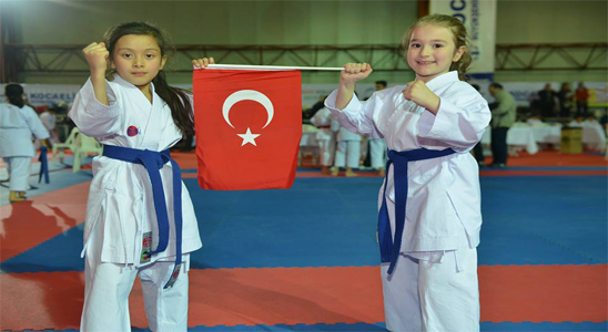 Minik Yıldızlar’dan Büyük Başarı