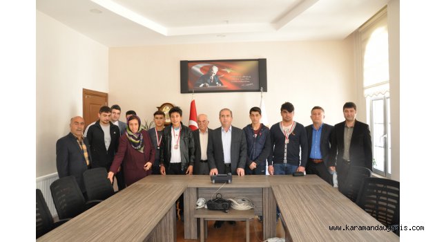 ÖĞRENCİLERE HEDİYE