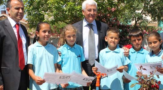 Okul Zili Bugün Karne Ve Tatil İçin Çalıyor