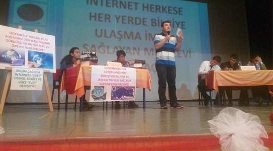 Okullar Münazara’da Yarıştı