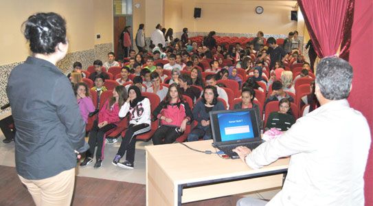 Okullara Sağlık Seminerleri Başladı