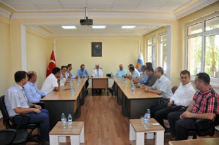 Osb’de Değerlendirme Toplantısı