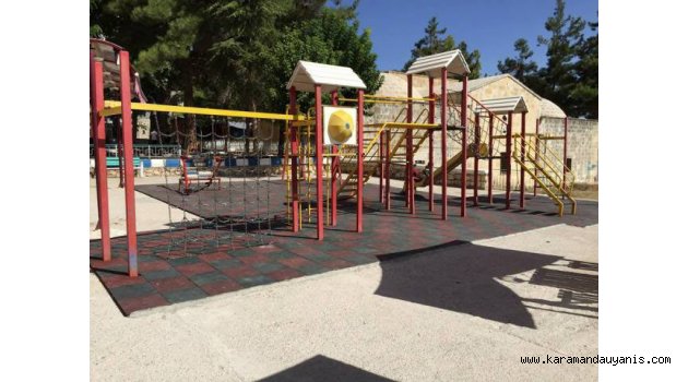 OYUN PARKLARINI YENİLENİYOR
