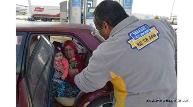 ÖZTAN PETROL ANNELER GÜNÜNÜ UNUTMADI
