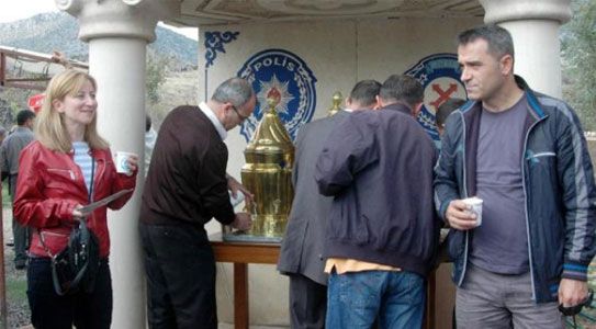 Polis 5 Çayı İçin Durduracak