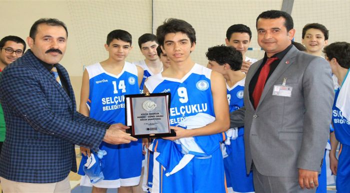 Potanın Küçük Elleri Şampiyonluk İçin Terledi