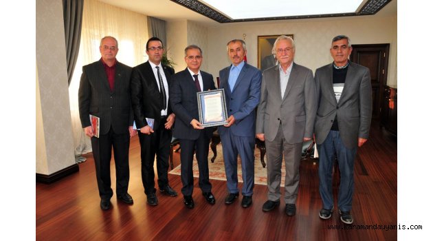 ŞAİR VE YAZARLAR