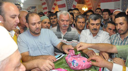 Sakalı-ı Şerif Dikbasan Camisinde