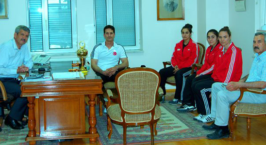 Şampiyon Sporculardan Duru Bulgura Ziyaret