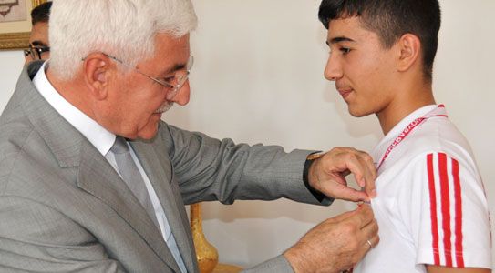 Şampiyon Sporcuları Ödüllendirdi