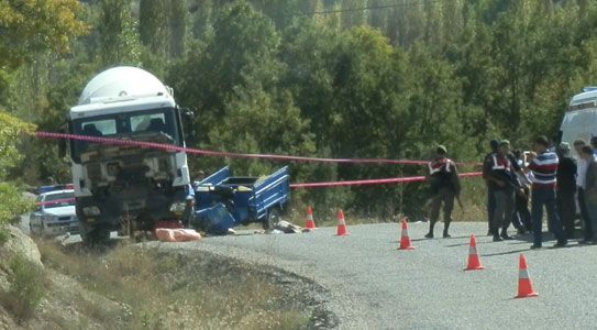 Sarıveliler’de Kaza 2 Ölü