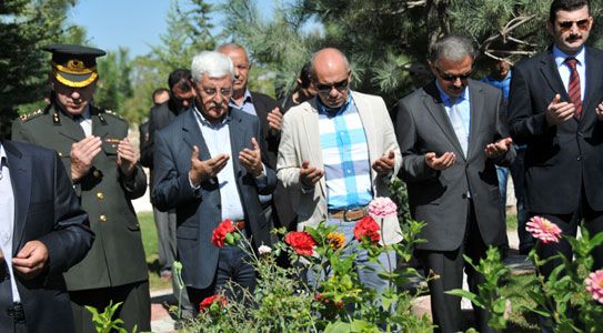 Şehitlik Ziyaret Edildi