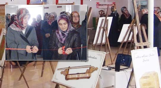 'sevgi Bir Fiil İster' Konulu Sergi Açıldı