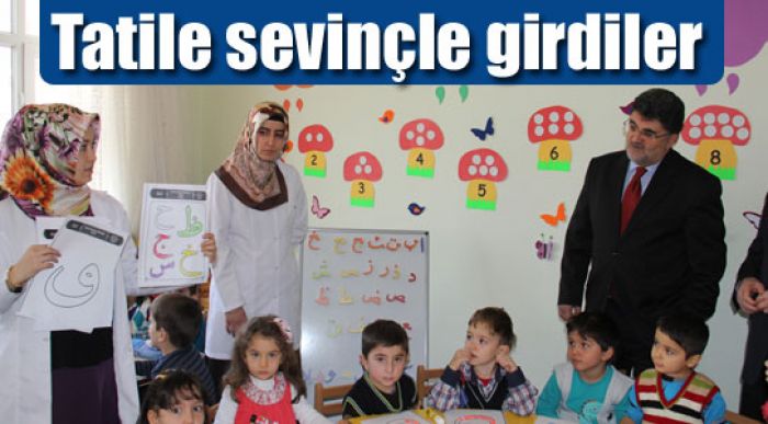 Sevinçle Girdi