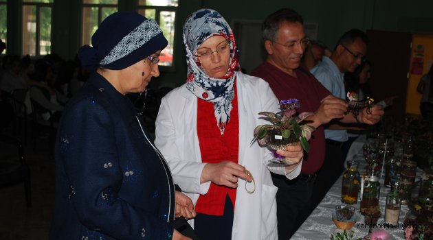 “ŞİŞEDE BAHÇELER” SERGİSİ BEĞENİ İLE İZLENDİ