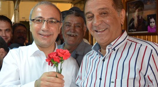 Siyasetin Güzel Rengi