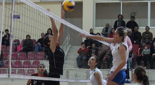 Sultanlar Bir Başka