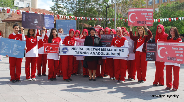 "TÜRKÇEM SES BAYRAĞIM"