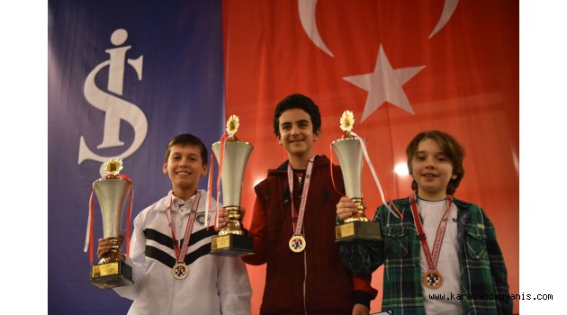 TÜRKİYE’Yİ BULUŞTURAN SATRANÇ ŞÖLENİ SONA ERDİ