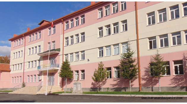 ÜÇÜ DE ÖĞRETİM ÜYESİ
