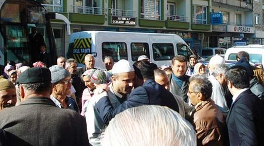 Umreciler Uğurlandı