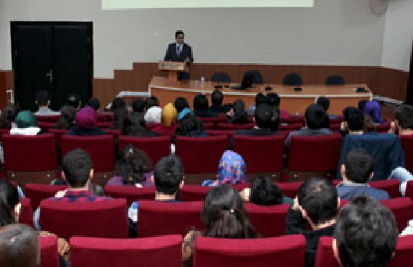 Üniversite'de Kpss Semineri